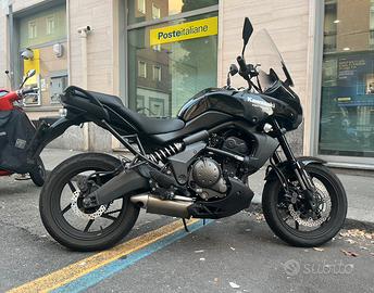 KAWASAKY VERSYS 650 - PATENTE A2