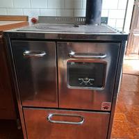 Stufa a legna Cadel con forno