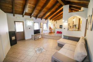 CASA SEMINDIPENDENTE A RIVAROLO CANAVESE