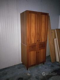 Armadio a 4 ante