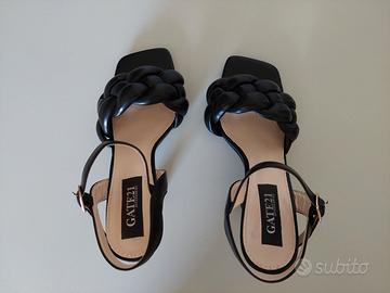 SANDALI DONNA IN ECOPELLE N.37 NERO. NUOVE.