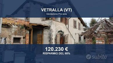 Immobile in asta di 270 m² con più di 5 locali a V
