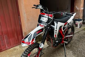Replica KTM 300 /2022 / con 15 ore