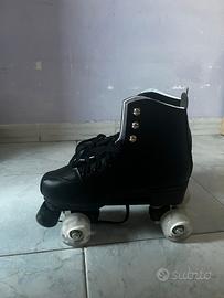 Pattini a rotelle-quad