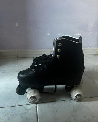 Pattini a rotelle-quad