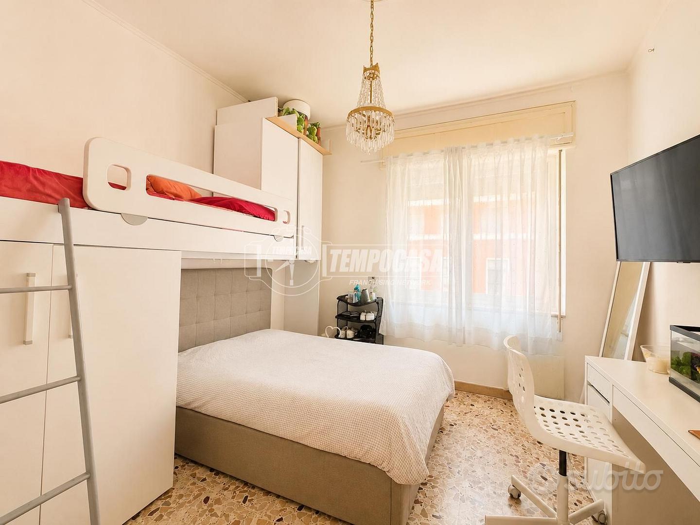TRILOCALE - VIA SAN GIOVANNI CAGLIARI - Vista 2