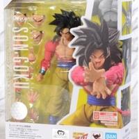Goku Super Sayan4-Dragon Ball GT-Bandai SHfiguarts
