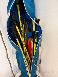 2 sci bambini + racchette varie