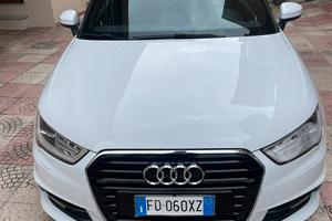 Audi A1 Sportback 1.4 TFSI S tronic