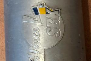 Terminale di scarico r6