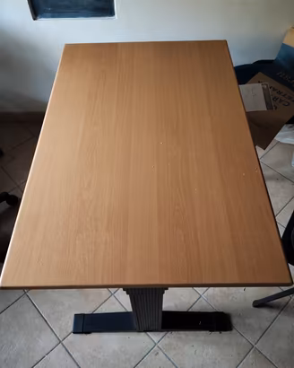 Tavolo ufficio