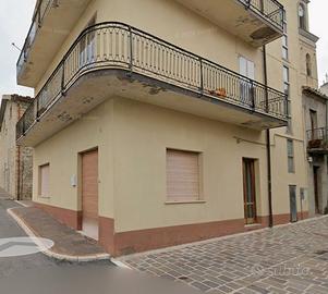 Casa piano terra più due piani, soffitta