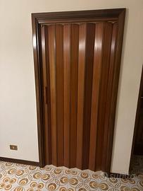Porta a soffietto scorrevole in vero legno 90x210