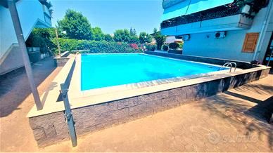 Bel Grande Bivani in residence con Piscine