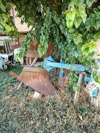 Aratro per trattore 100 cv