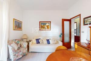 SPLENDIDO TRILOCALE CON DOPPIO BALCONE!!