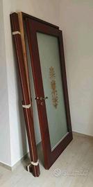 Porta interna con vetro satinato decorato a mano