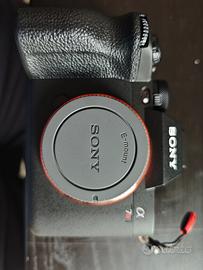Sony A7R V pari al nuovo in garanzia