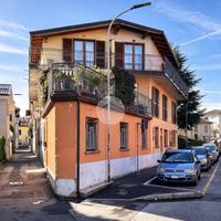 3 LOCALI A SEREGNO