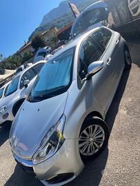 Peugeot 208 BlueHDi 75 5 porte Active