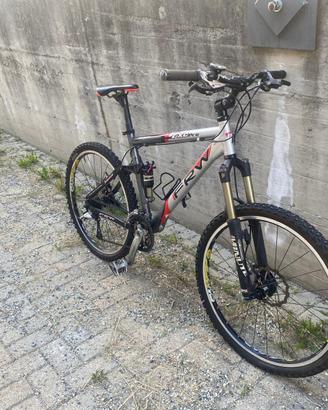 FRW FX Pro- Full Suspension da Trail / Xc Super Ac