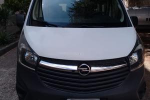 opel vivaro  9 posti passo lungo