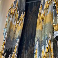 Giacca elegante con paillettes e coralli