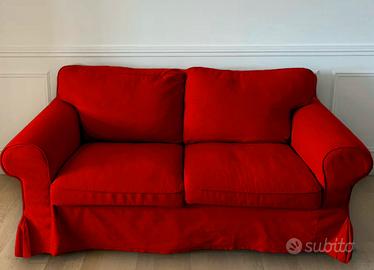 Divano 2 Posti mod. EKTORP (IKEA) Rosso
