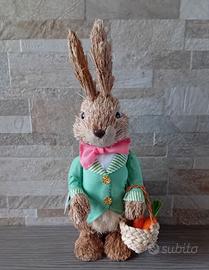 Coniglietto in paglia 33 cm + Omaggio