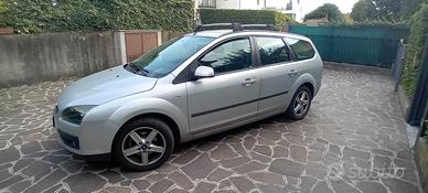 Ford Focus SW 1.6 TDCI 90 cv anno 2005