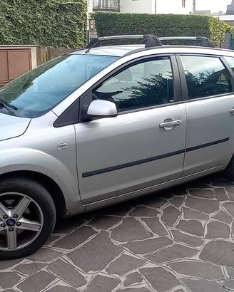 Ford Focus SW 1.6 TDCI 90 cv anno 2005