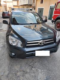 Toyota RAV 4 RAV4 2.2 D-4D 136 CV -IN CONTO VENDIT
