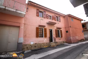 Sardegna - Casa di paese risrutturata in centro