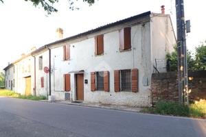 3 LOCALI A RODIGO