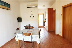 Tor San Lorenzo - Appartamento 150 mt dal mare