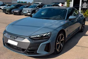 Audi E-tron GT quattro