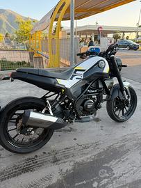 Benelli Leoncino 250(patente A2)