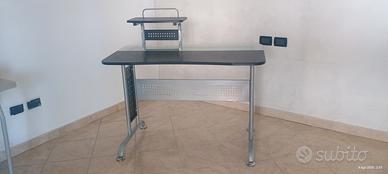 scrivania con sedia omaggio 