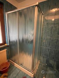 SANITARI A PAVIMENTO  BIANCHI COMPLETI  PER BAGNO