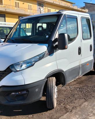 Iveco Daily 35C18 Doppia cabina