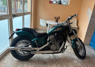 Honda shadow 600