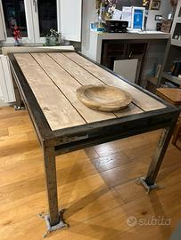 Tavolo da arredo