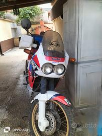 Honda XRV 750 Africa Twin - 1990