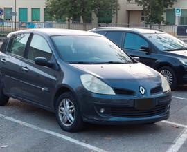 RENAULT Clio 3ª serie - 2008