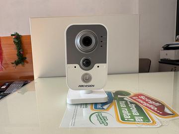 Telecamera da interno HIKVISION