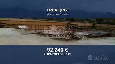 Immobile in asta di 759 m² a Trevi