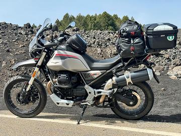 Moto Guzzi V85 TT Travel - full optional
