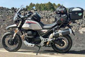 Moto Guzzi V85 TT Travel - full optional