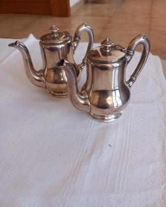 due teiere vintage  