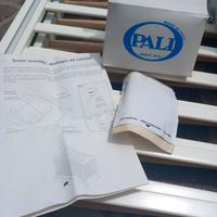 Lettino bianco marca PALI